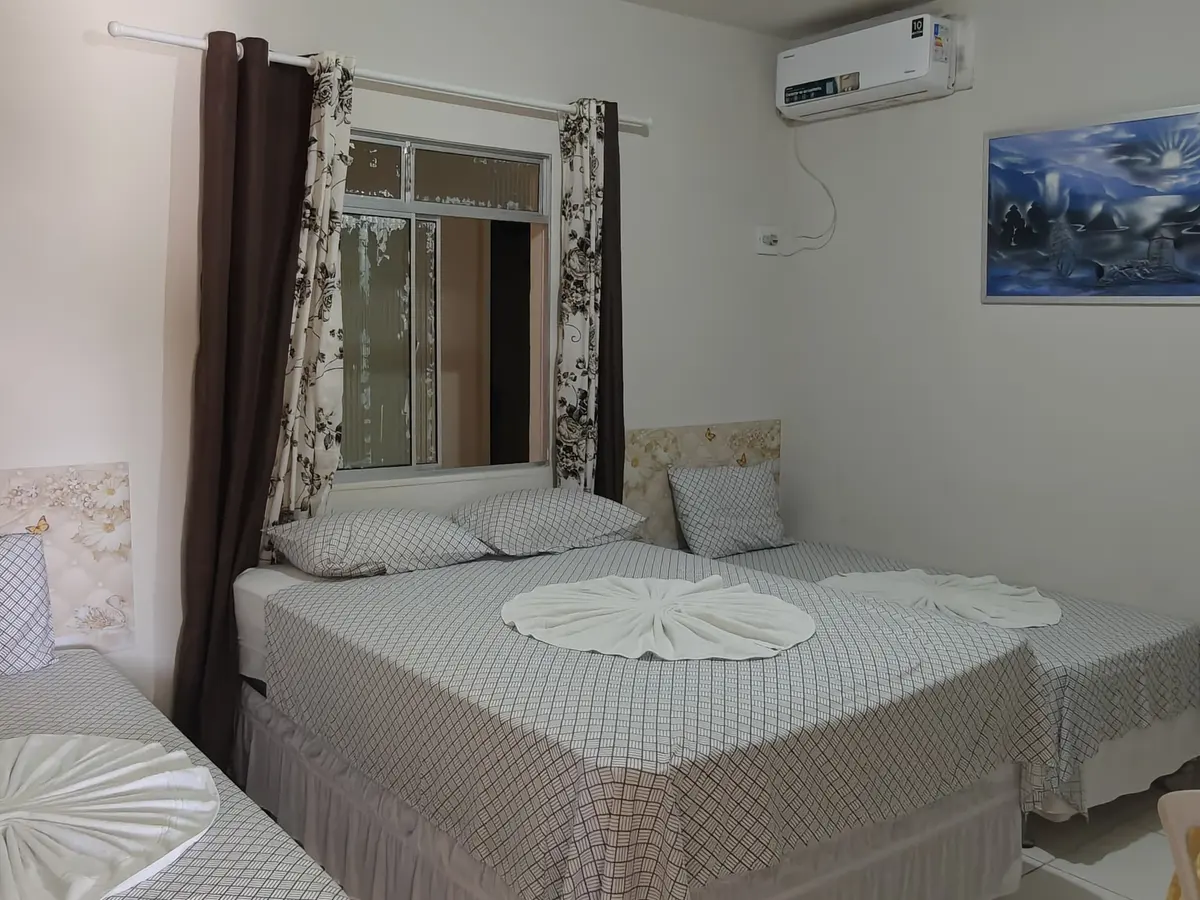 Quarto Standard Quádruplo da Pousada Espelho do Mar